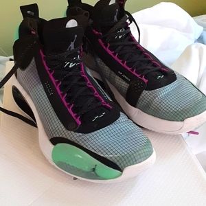 Jordan 34 blue void size 12